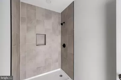 2041 N 8th Street #B, Philadelphia, PA 19122 - Photo 18