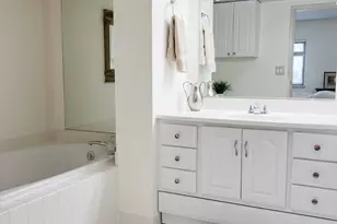 200 Lombard St, Philadelphia, PA 19147 - Photo 12