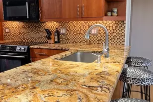 200 Lombard St, Philadelphia, PA 19147 - Photo 10