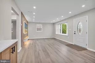 7818 Farnsworth St, Philadelphia, PA 19152 - Photo 6