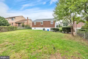 7818 Farnsworth St, Philadelphia, PA 19152 - Photo 40