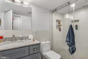 2039 N 8th St, Philadelphia, PA 19122 - Photo 10