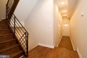 1322 S Howard St, Philadelphia, PA 19147 - Photo 2