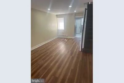810 W Birch Street, Philadelphia, PA 19133 - Photo 4