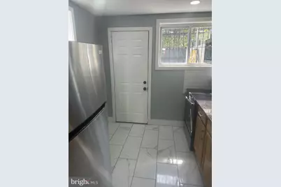 810 W Birch Street, Philadelphia, PA 19133 - Photo 8