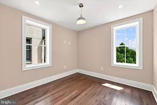 1012 Carpenter St, Philadelphia, PA 19147 - Photo 12