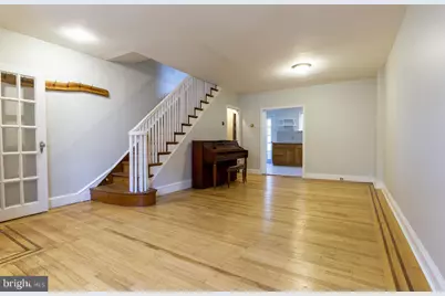 1239 S Alder Street, Philadelphia, PA 19147 - Photo 2