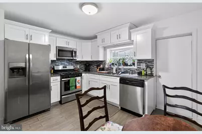 2604 E York Street, Philadelphia, PA 19125 - Photo 2