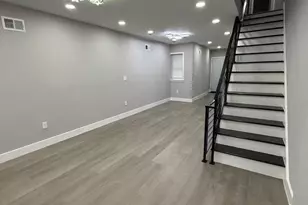 2502 S Sheridan St, Philadelphia, PA 19148 - Photo 6