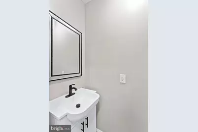 7026 Forrest Avenue, Philadelphia, PA 19138 - Photo 10