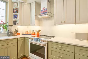 1802 Ginnodo St, Philadelphia, PA 19130 - Photo 20
