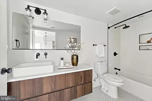 1723 Francis St, Philadelphia, PA 19130 - Photo 16