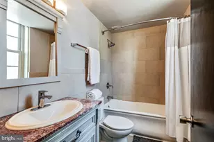 2135 Walnut St, Philadelphia, PA 19103 - Photo 8