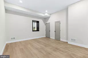 210 Kalos St, Philadelphia, PA 19128 - Photo 32