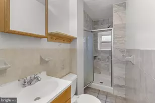 415 S 40th St, Philadelphia, PA 19104 - Photo 36