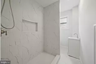 785 S 6th St, Philadelphia, PA 19147 - Photo 18
