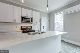 2434 E Dauphin St, Philadelphia, PA 19125 - Photo 4