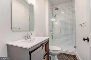 2434 E Dauphin St, Philadelphia, PA 19125 - Photo 8