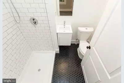 2434 E Dauphin Street #2R, Philadelphia, PA 19125 - Photo 14