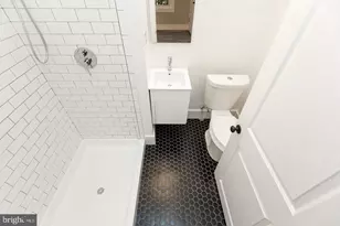 2434 E Dauphin St, Philadelphia, PA 19125 - Photo 14