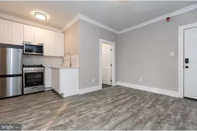 2434 E Dauphin Street #2R, Philadelphia, PA 19125 - Photo 2
