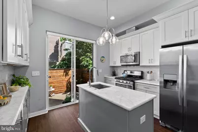 1841 Mountain St, Philadelphia, PA 19145 - Photo 12