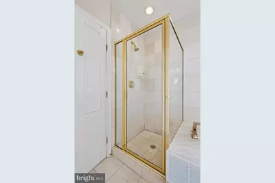 1512 Spruce Street #PH-2404, Philadelphia, PA 19102 - Photo 16