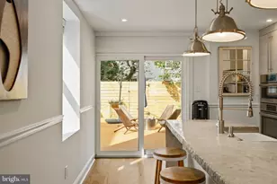 2111 Spring Garden St, Philadelphia, PA 19130 - Photo 40