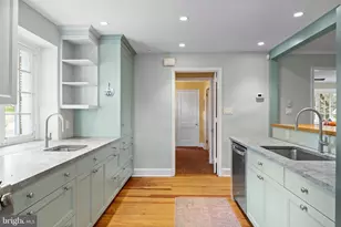 419 Gate Ln, Philadelphia, PA 19119 - Photo 38
