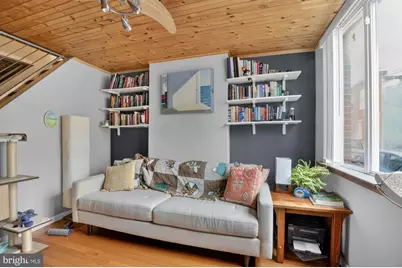 416 E Flora Street, Philadelphia, PA 19125 - Photo 2