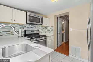 416 E Flora St, Philadelphia, PA 19125 - Photo 12