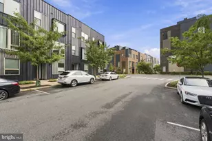 3115 Riseview Ln, Philadelphia, PA 19125 - Photo 2