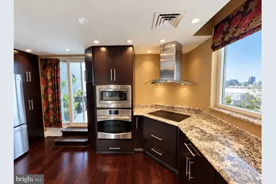 717 S Chris Columbus Boulevard #901, Philadelphia, PA 19147 - Photo 12