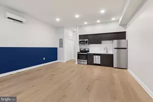 257 N 3rd St, Philadelphia, PA 19106 - Photo 2