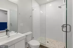 257 N 3rd St, Philadelphia, PA 19106 - Photo 10