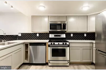 1329 Lombard Street #505, Philadelphia, PA 19147 - Photo 24
