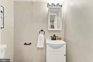 2057 N 9th St, Philadelphia, PA 19122 - Photo 6