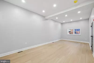 617 8th Street S #1, Philadelphia, PA 19147 - Photo 8