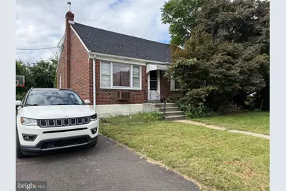 608 Hoffnagle Street, Philadelphia, PA 19111 - Photo 2