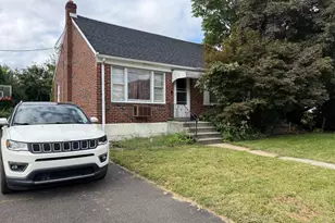 608 Hoffnagle St, Philadelphia, PA 19111 - Photo 2