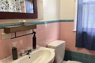 608 Hoffnagle St, Philadelphia, PA 19111 - Photo 12