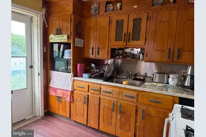 608 Hoffnagle Street, Philadelphia, PA 19111 - Photo 4