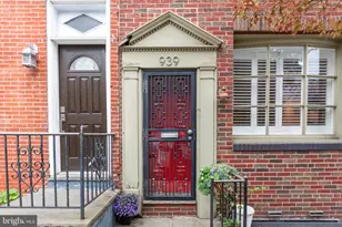 939 S 8th St, Philadelphia, PA 19147 - Photo 2