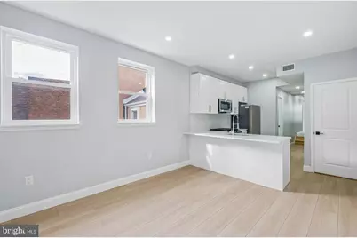 617 8th Street S #2, Philadelphia, PA 19147 - Photo 2