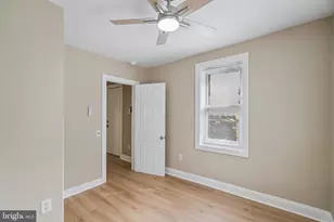 740 N 37th St, Philadelphia, PA 19104 - Photo 10