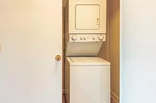 516 N Preston St, Philadelphia, PA 19104 - Photo 12