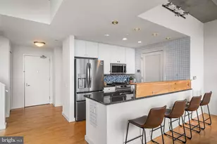 317-319 Vine St, Philadelphia, PA 19106 - Photo 14