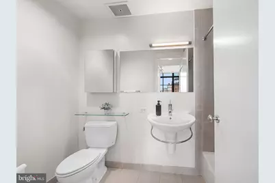 317-319 Vine Street #511, Philadelphia, PA 19106 - Photo 28