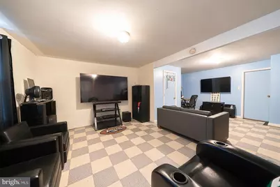 2137 N 6th Street, Philadelphia, PA 19122 - Photo 24