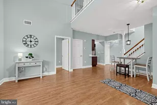 542 Easy St, Philadelphia, PA 19111 - Photo 6